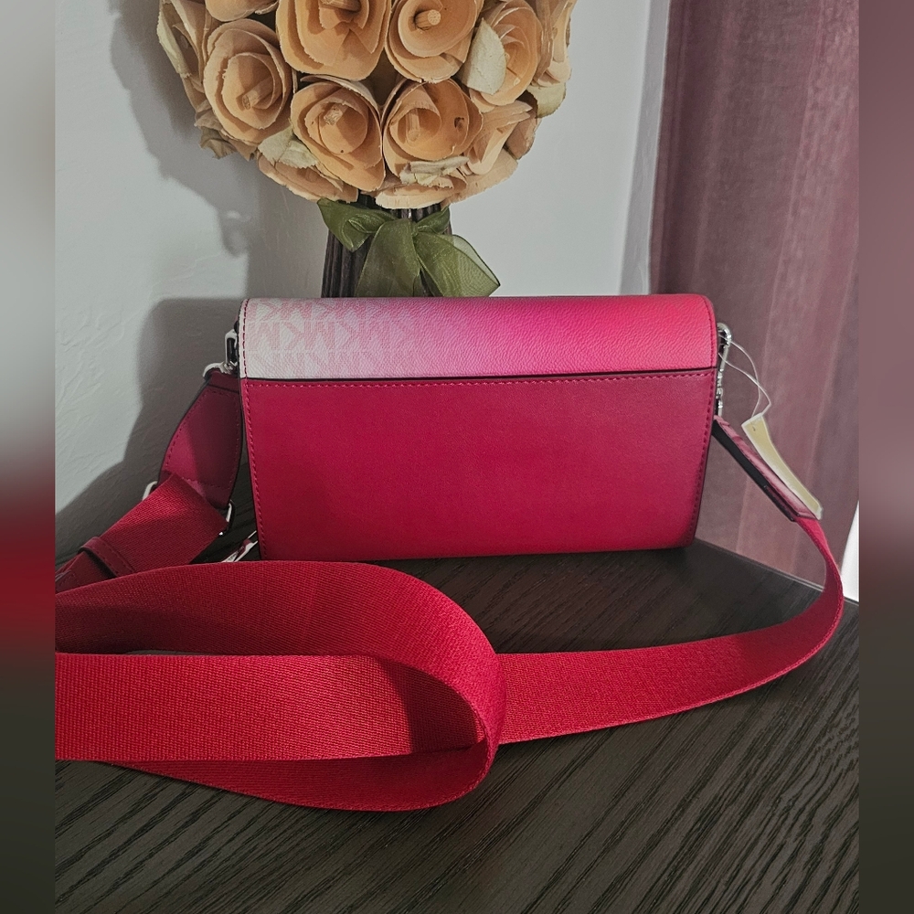 Michael Kors Ombre Bag - Picture 4 of 11